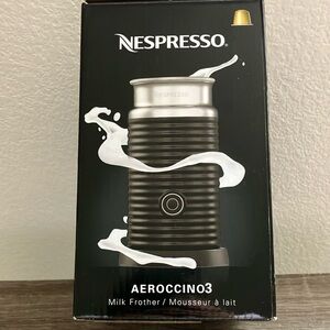 NESPRESSO Aeroccino3 Milk Frother - Black (excellent condition)